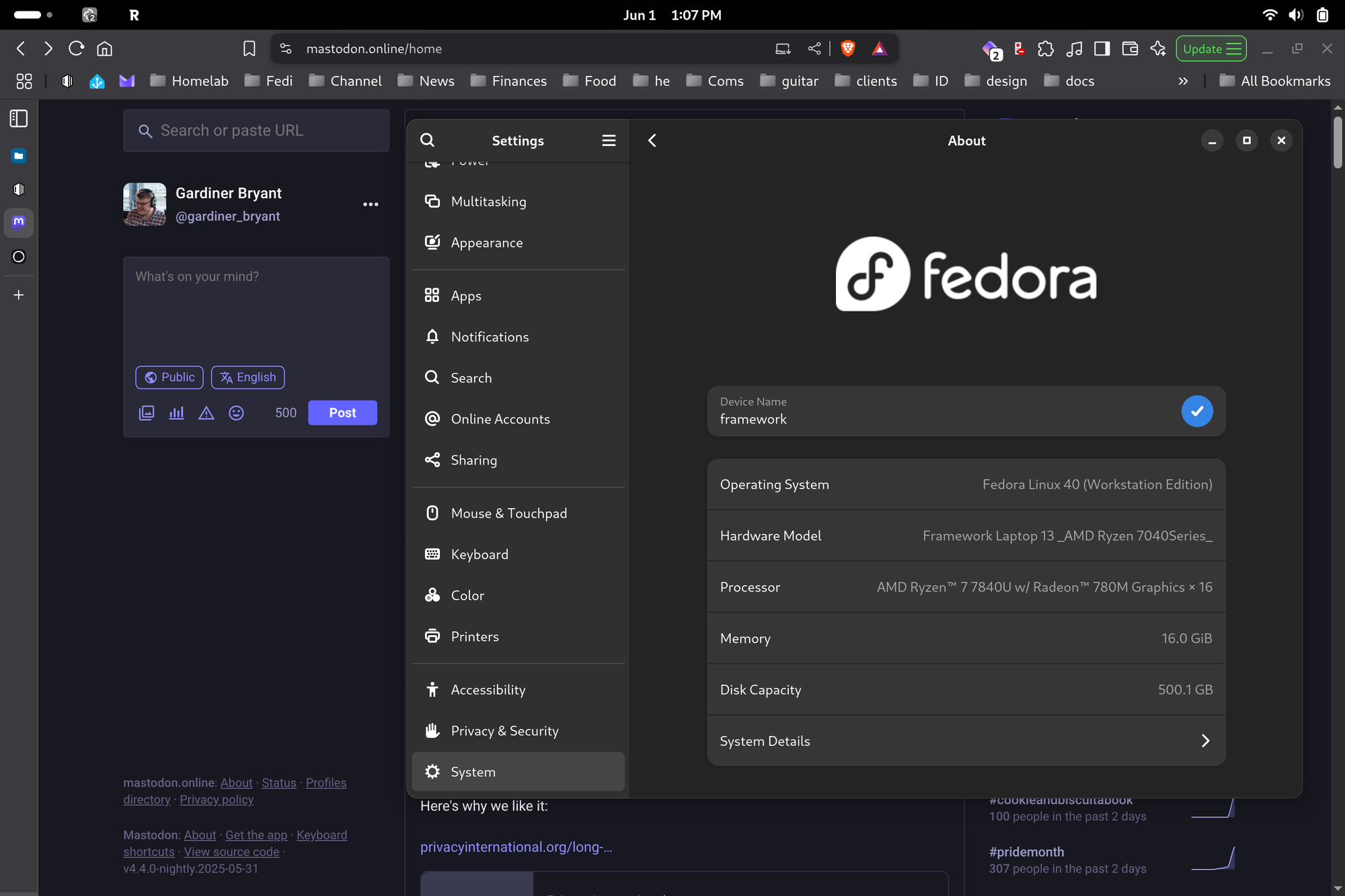 A screenshot of GNOME 41