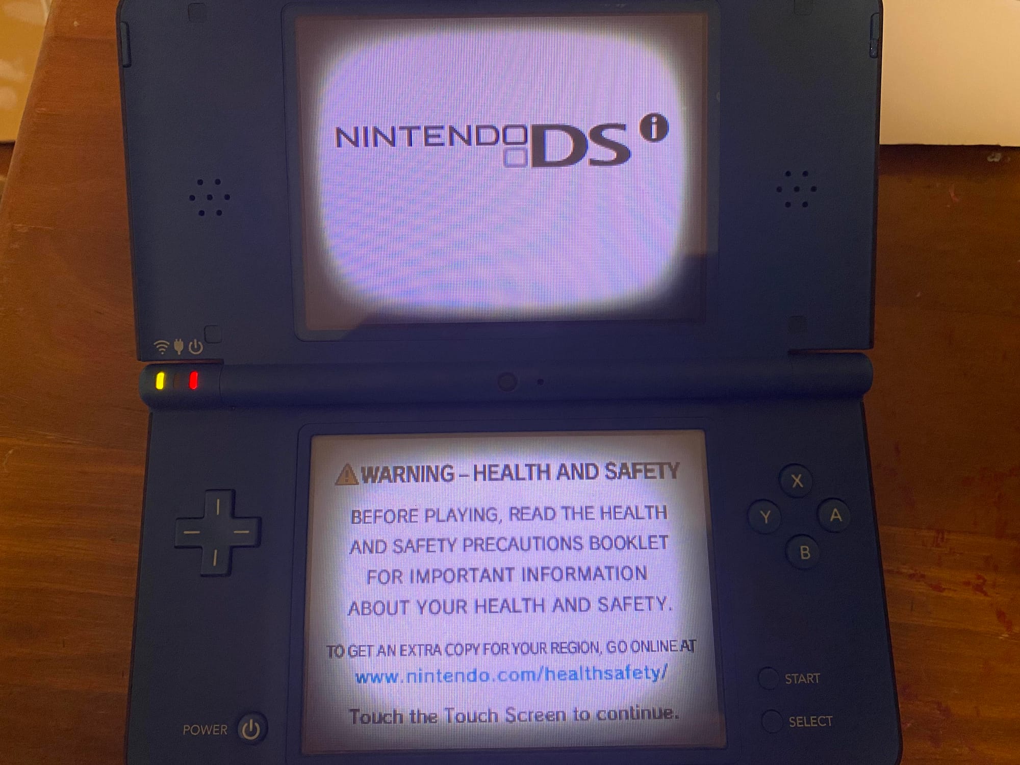 Hands-On With The Anbernic RG DS; The DSi Reimagined
