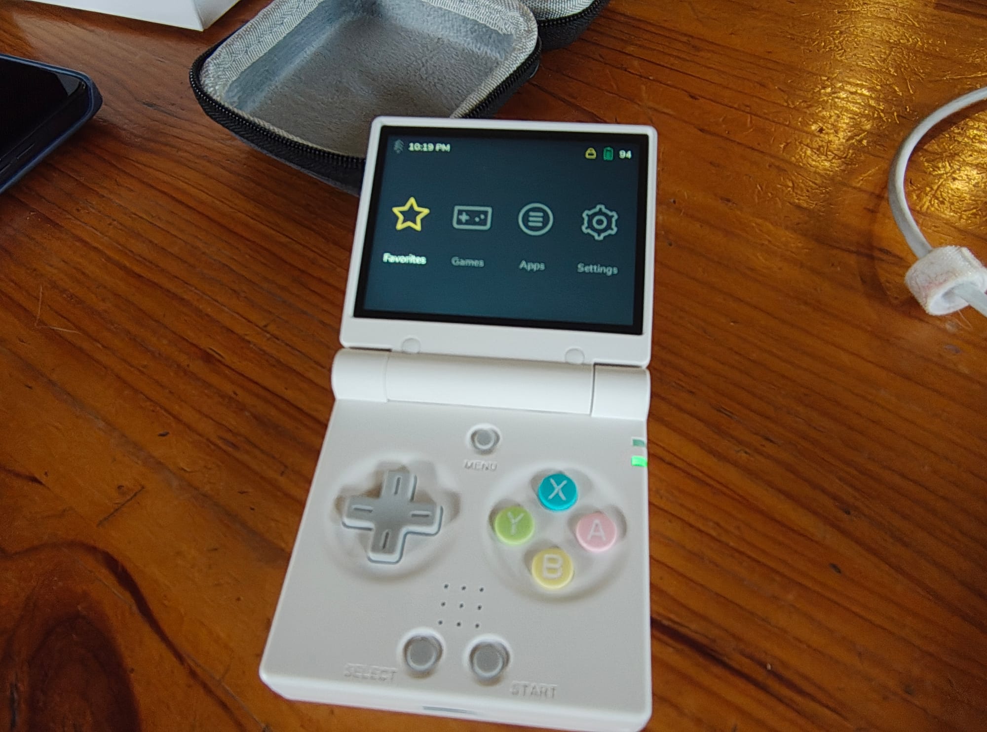 Hands-On With the Miyoo Mini Flip; The Modern Successor to the GBA SP
