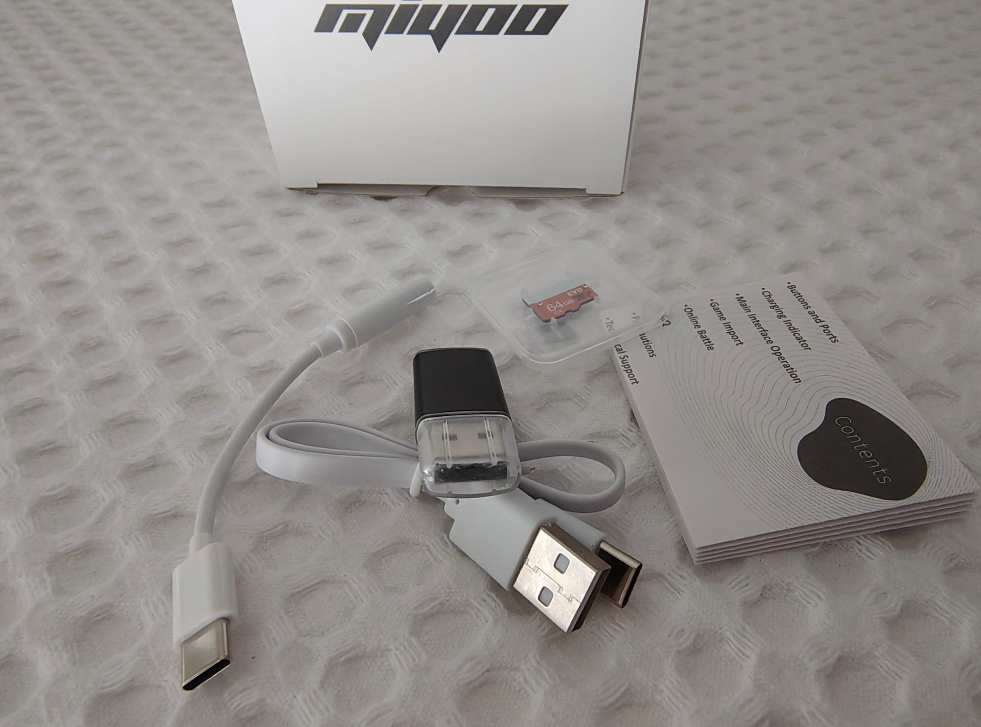 Hands-On With the Miyoo Mini Flip; The Modern Successor to the GBA SP