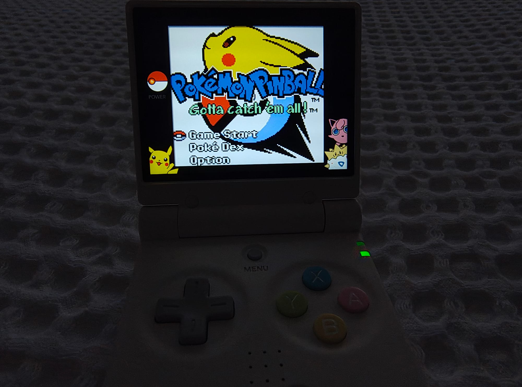 Hands-On With the Miyoo Mini Flip; The Modern Successor to the GBA SP